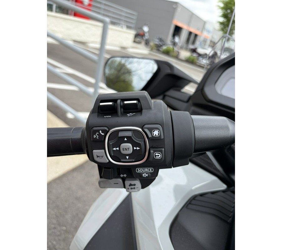 2026 Honda Gold Wing Tour Automatic DCT
