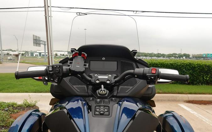 2022 Can-Am Spyder RT Limited
