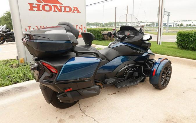 2022 Can-Am Spyder RT Limited