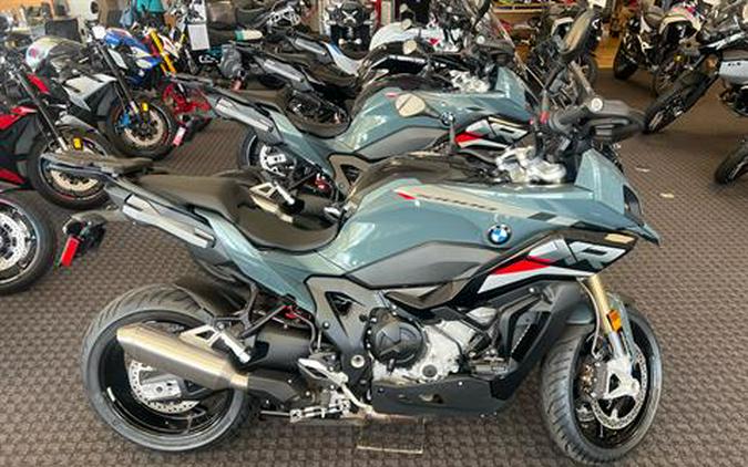 2026 BMW S 1000 XR