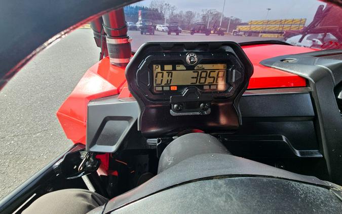 2014 Can-Am Commander™ 800R