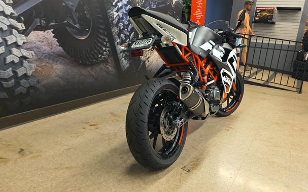 2020 RC390 - KTM