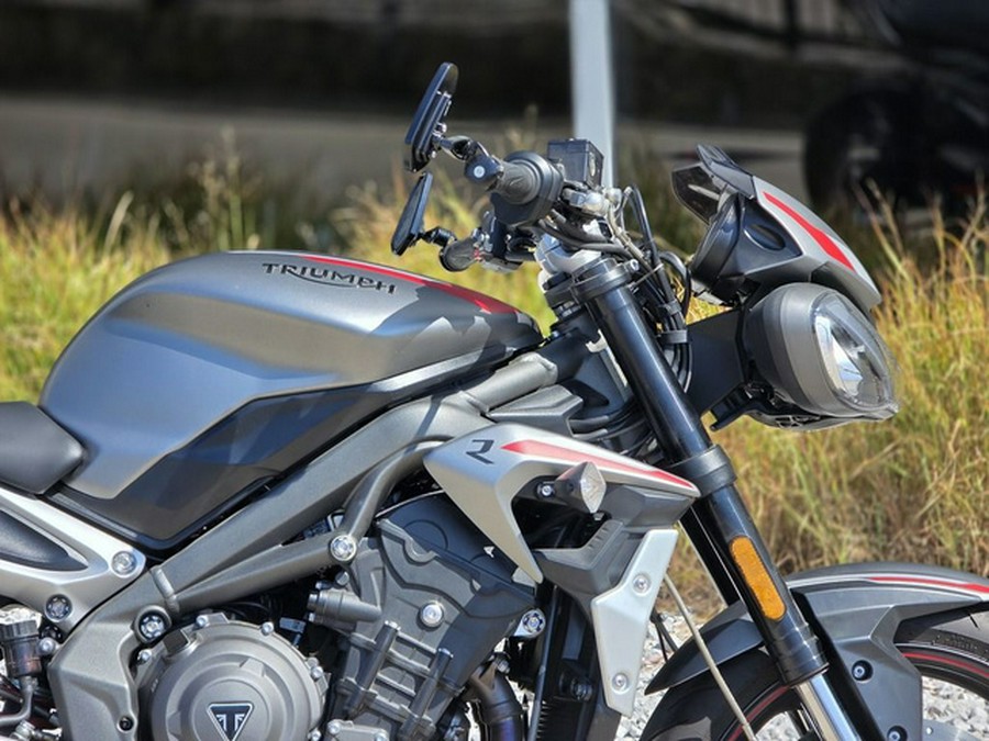 2022 Triumph Street Triple R Matte Silver Ice