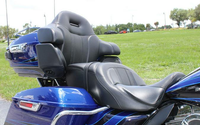 2015 Harley-Davidson FLTRUSE - CVO Road Glide Ultra