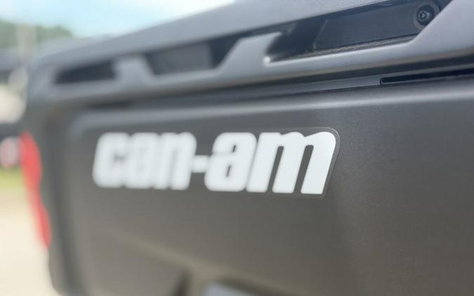 2026 Can-Am Defender MAX HD7