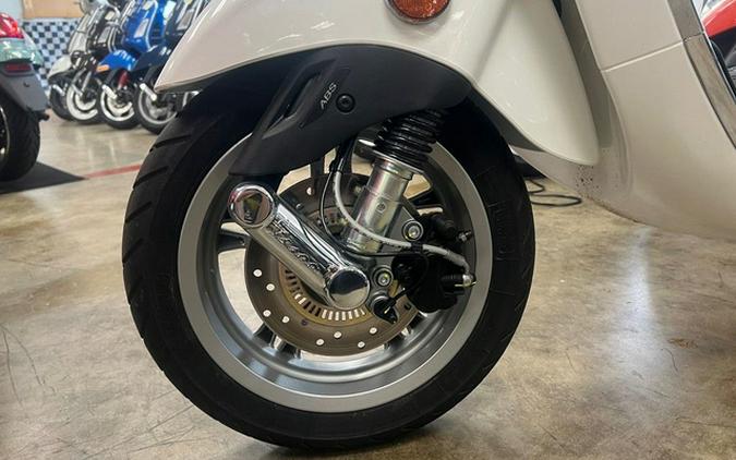 2025 Vespa Primavera 150