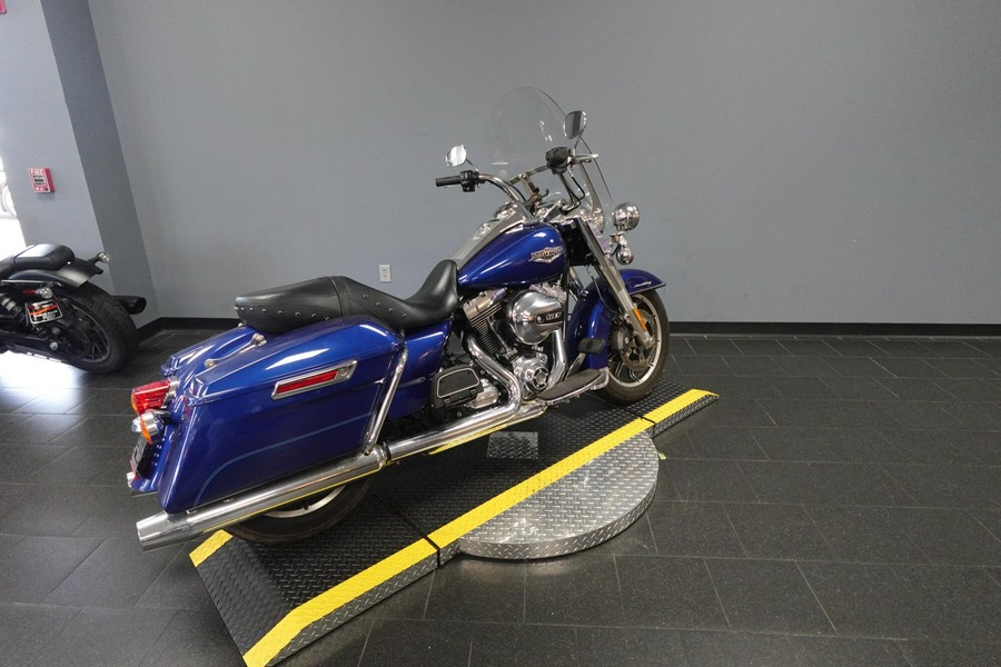 2015 Harley-Davidson Road King FLHR