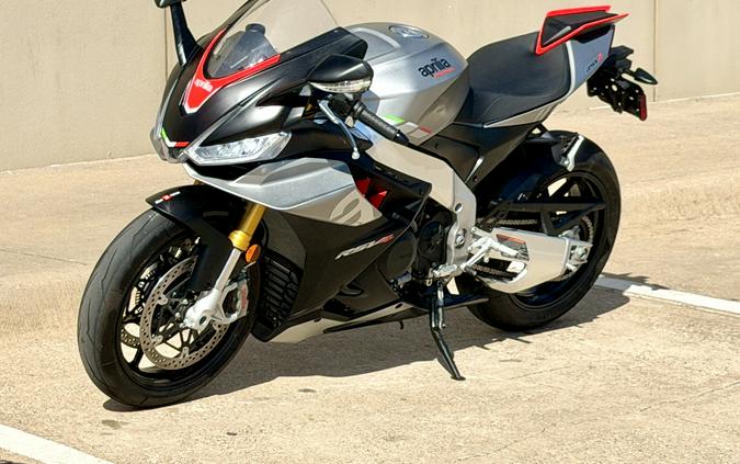2022 Aprilia RSV4 1100