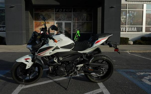 2022 Kawasaki Z400 ABS