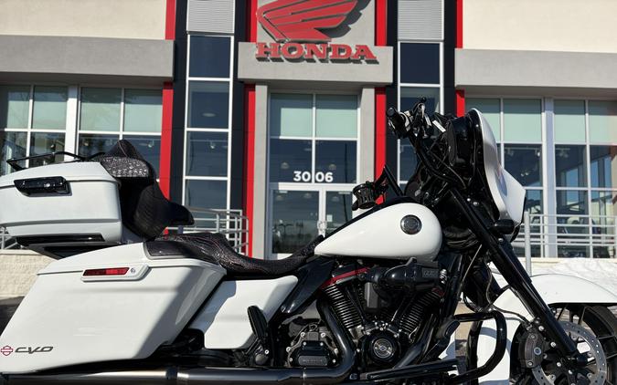 2021 Harley-Davidson CVO™ Street Glide®