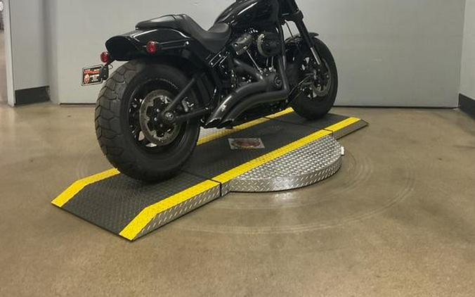 2019 Harley-Davidson® FXFBS - Softail® Fat Bob® 114