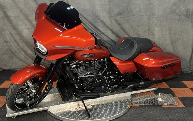 FLHX 2024 Street Glide®