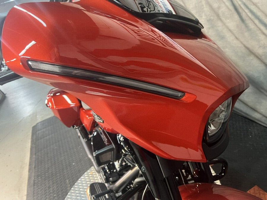 FLHX 2024 Street Glide®