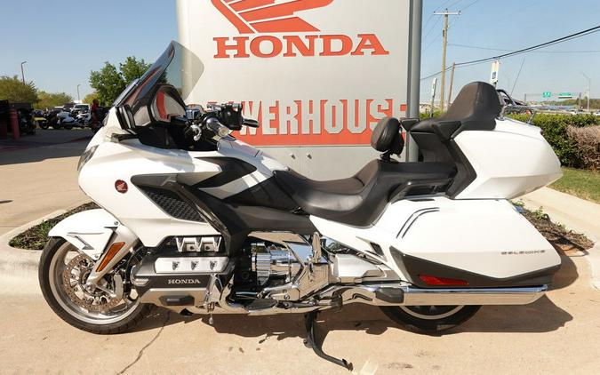 2018 Honda Gold Wing Tour motorcycles for sale - MotoHunt