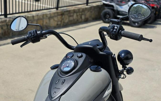 2023 Indian Springfield Dark Horse Quartz Gray