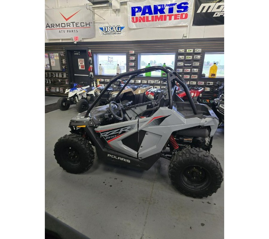 2024 Polaris RZR 200 EFI