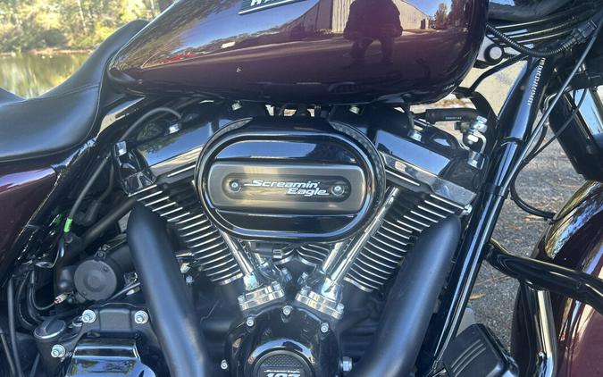 FLHXS 2018 Street Glide® Special