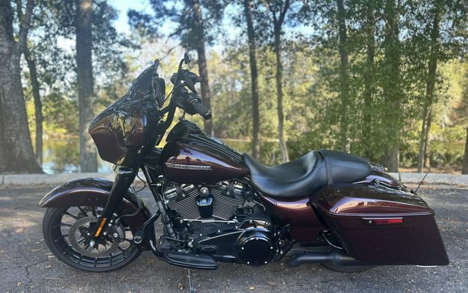 FLHXS 2018 Street Glide® Special
