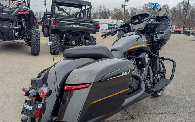 2026 Indian Motorcycle® Challenger® Dark Horse® 112 w/PowerBand Audio Black Crystal w/Black Metalli