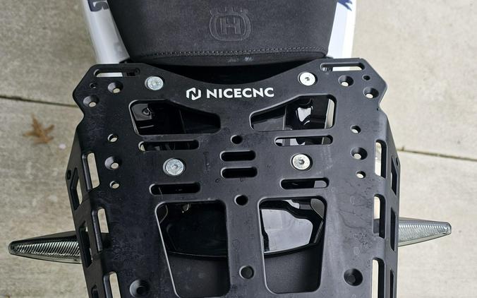 2023 Husqvarna NORDEN 901