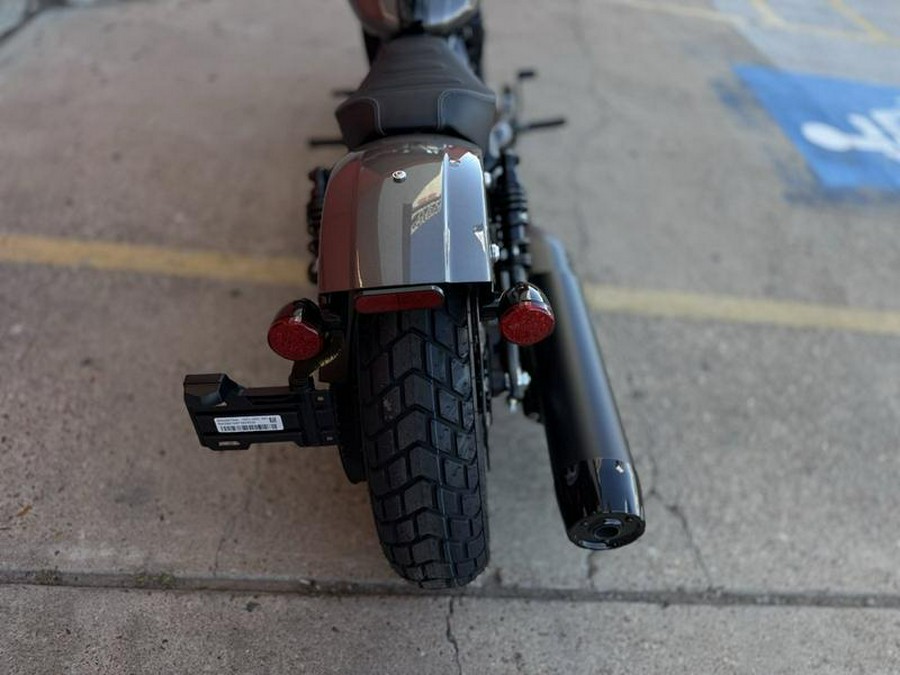 2026 Indian Motorcycle® Scout® Bobber Limited +Tech Heavy Metal Smoke