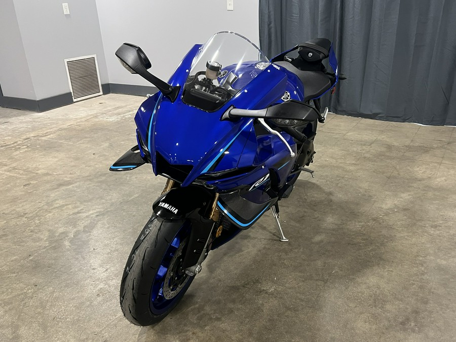 2026 Yamaha YZF-R1