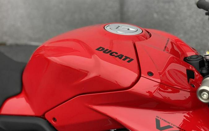 2024 Ducati Streetfighter V4 Red