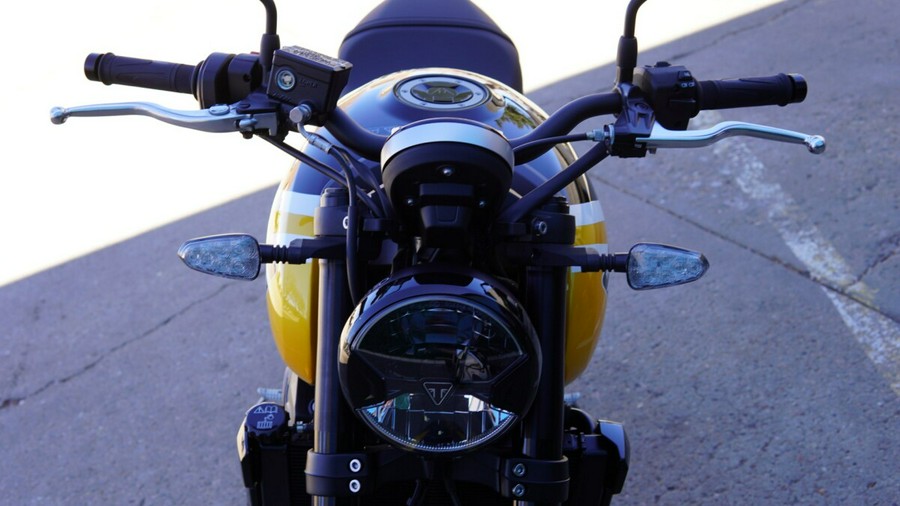 2025 Triumph Trident 660