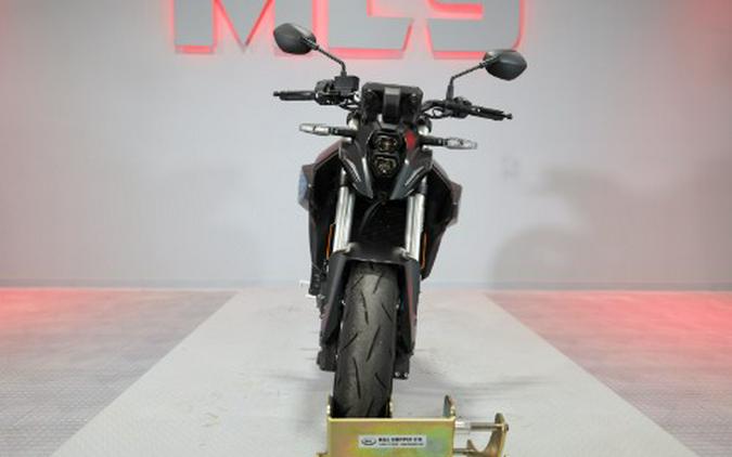 2024 Suzuki GSX-8S