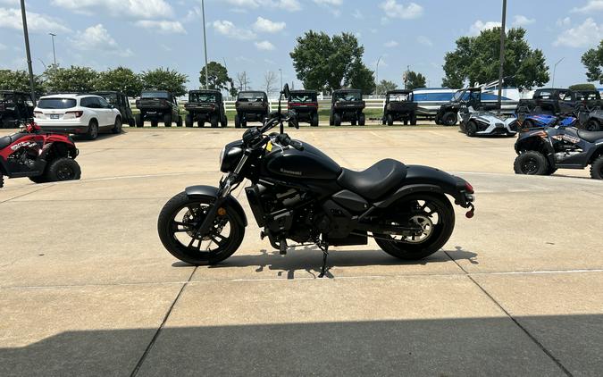 2023 Kawasaki Vulcan® S Base