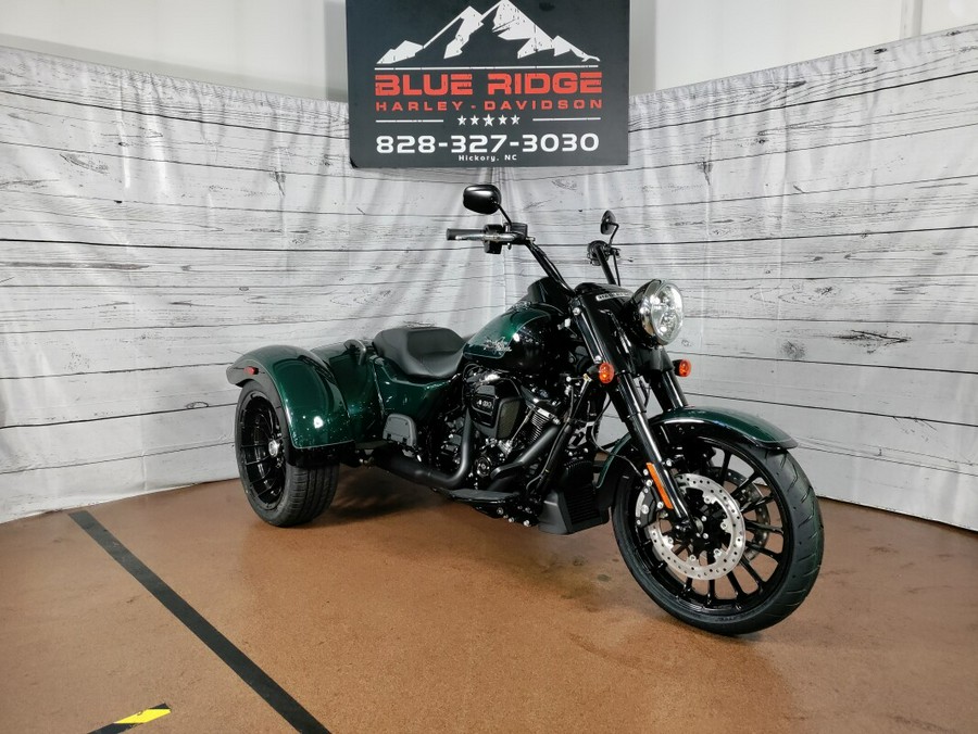 2024 Harley-Davidson Freewheeler Alpine Green w/Cast Wheels