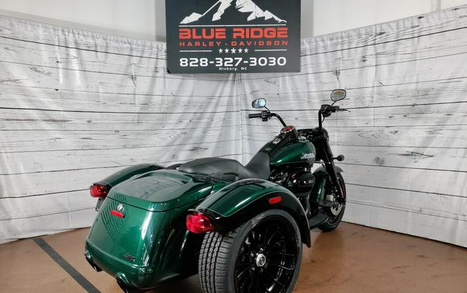 2024 Harley-Davidson Freewheeler Alpine Green w/Cast Wheels