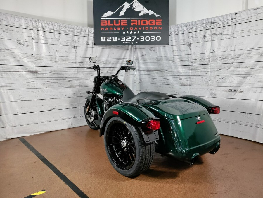 2024 Harley-Davidson Freewheeler Alpine Green w/Cast Wheels