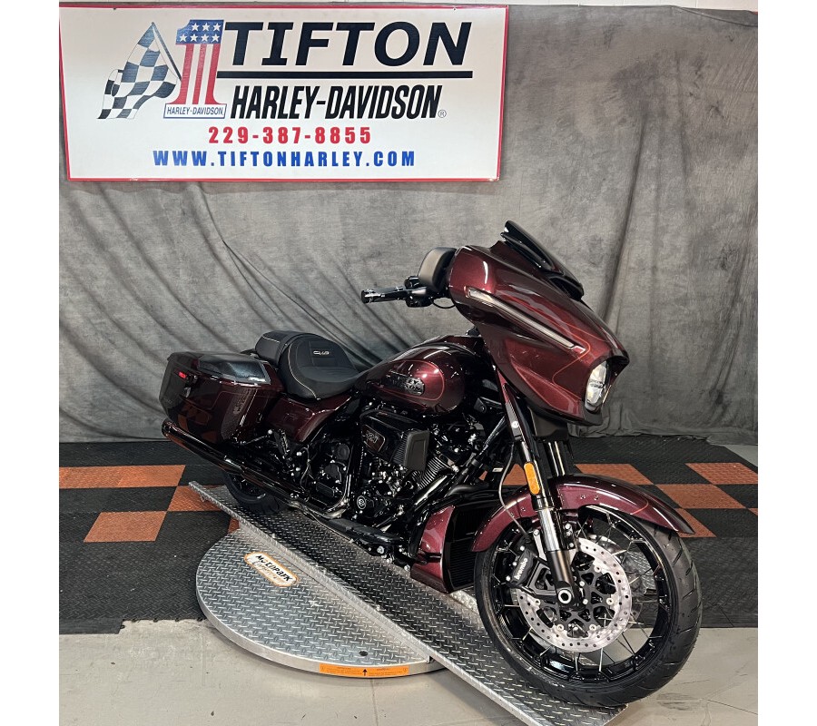 FLHXSE 2024 CVO™ Street Glide®