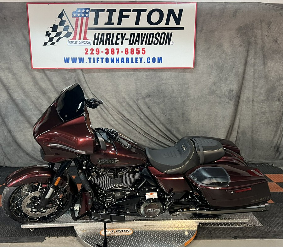 FLHXSE 2024 CVO™ Street Glide®