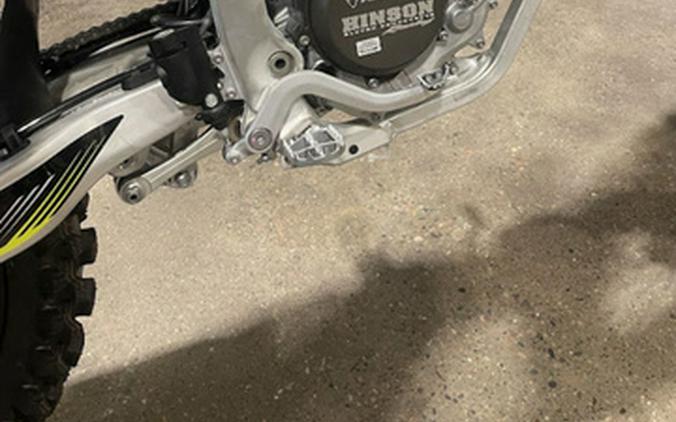 2025 Triumph TF 450-RC Edition Jet BlackPure White