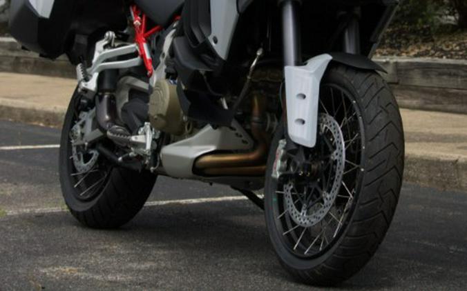 2023 Ducati Multistrada V4 S Travel & Radar Spoked Wheels