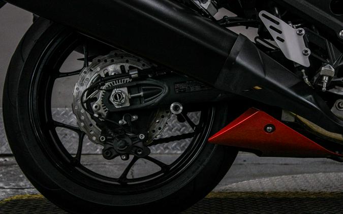 2014 Kawasaki Ninja® ZX™-14R