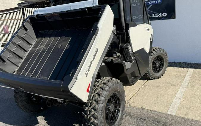 2026 Can-Am® DEF LTD 65 HD11