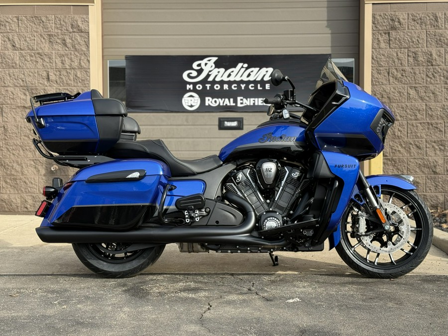 2026 Indian Pursuit® Dark Horse® with 112