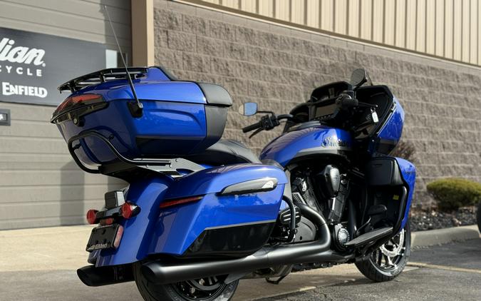 2026 Indian Pursuit® Dark Horse® with 112