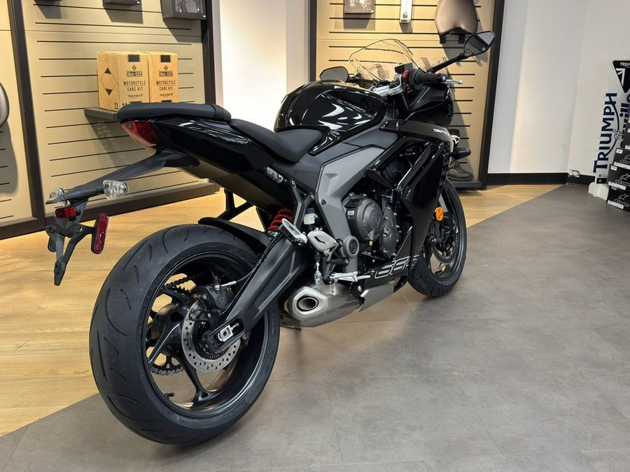 2026 Triumph Daytona 660 Sapphire Black