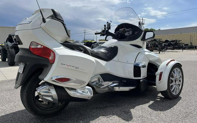 2016 Can-Am® Spyder® RT Limited 6-Speed Semi-Automatic (SE6)