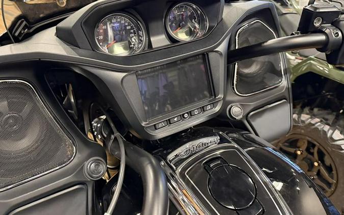 2023 Indian Motorcycle® Challenger® Black Metallic