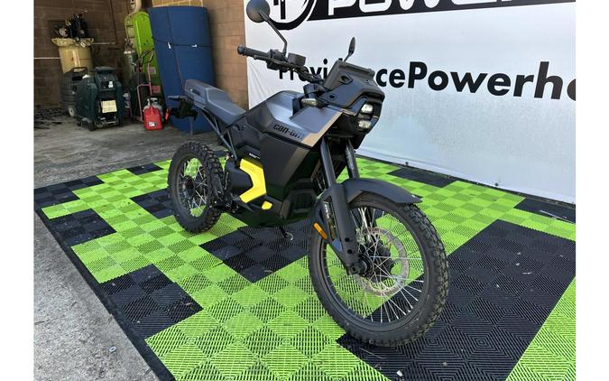 2025 Can-Am Origin Base