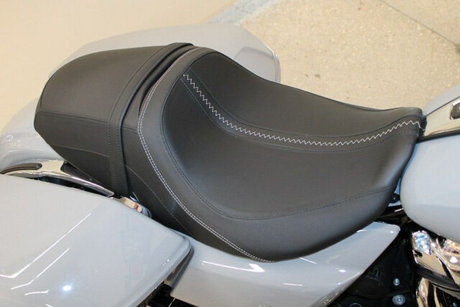 Used 2024 Harley-Davidson Street Glide Grand American Touring FLHX Motorcycle For Sale In Miami, Florida