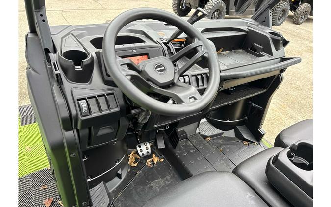 2026 Can-Am DEFENDER DPS HD7