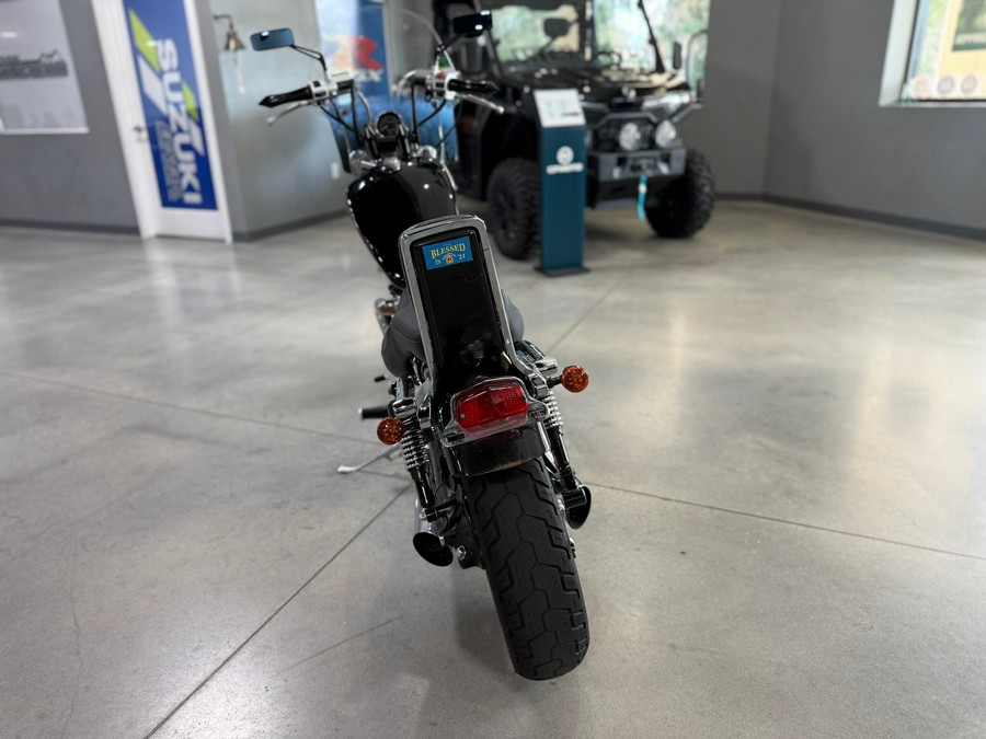 2005 Suzuki Boulevard