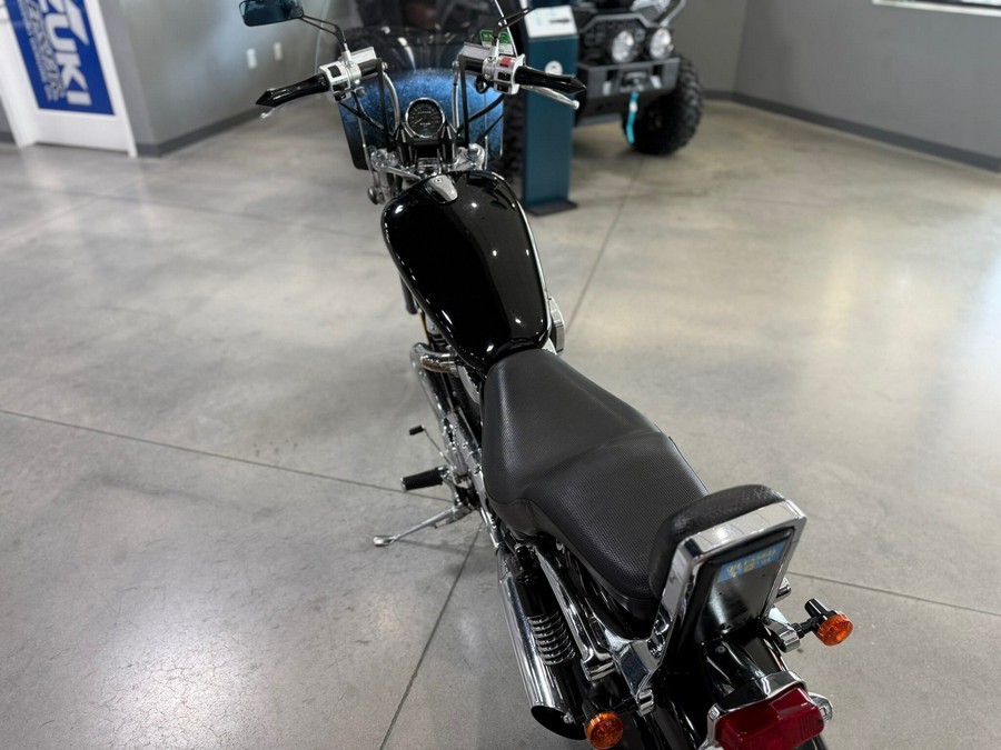 2005 Suzuki Boulevard