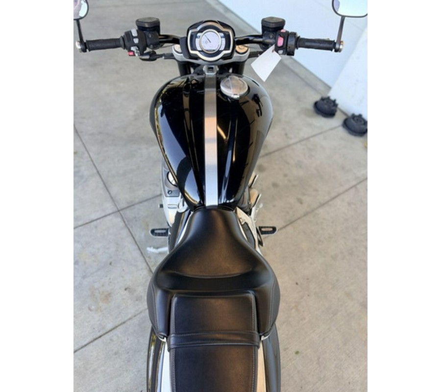 2022 Triumph Rocket 3 R Sapphire Black